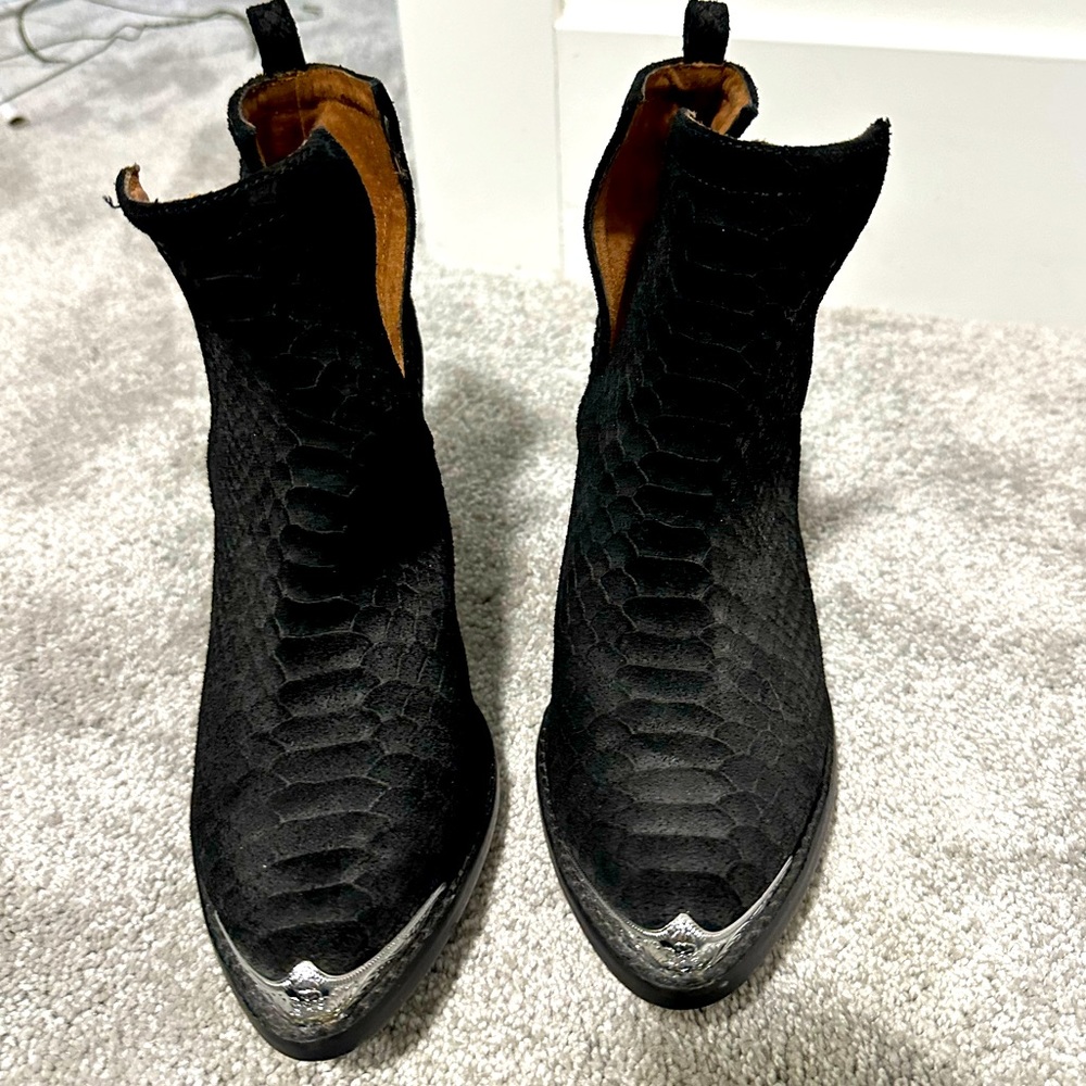 Jeffrey Campbell black boots with silver decal on the tip of the toe and heel